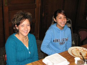Rachael Rosales and her daughter - November, 2007 - Dinner at Giorgio's