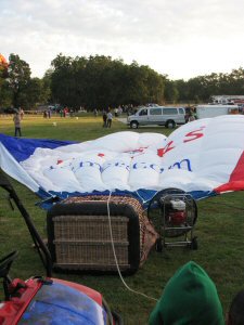 Farmer's Insurance balloon - pilot Jeffrey Cable