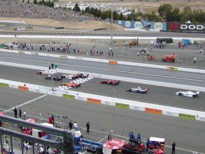 Start of the Indy Pro series race